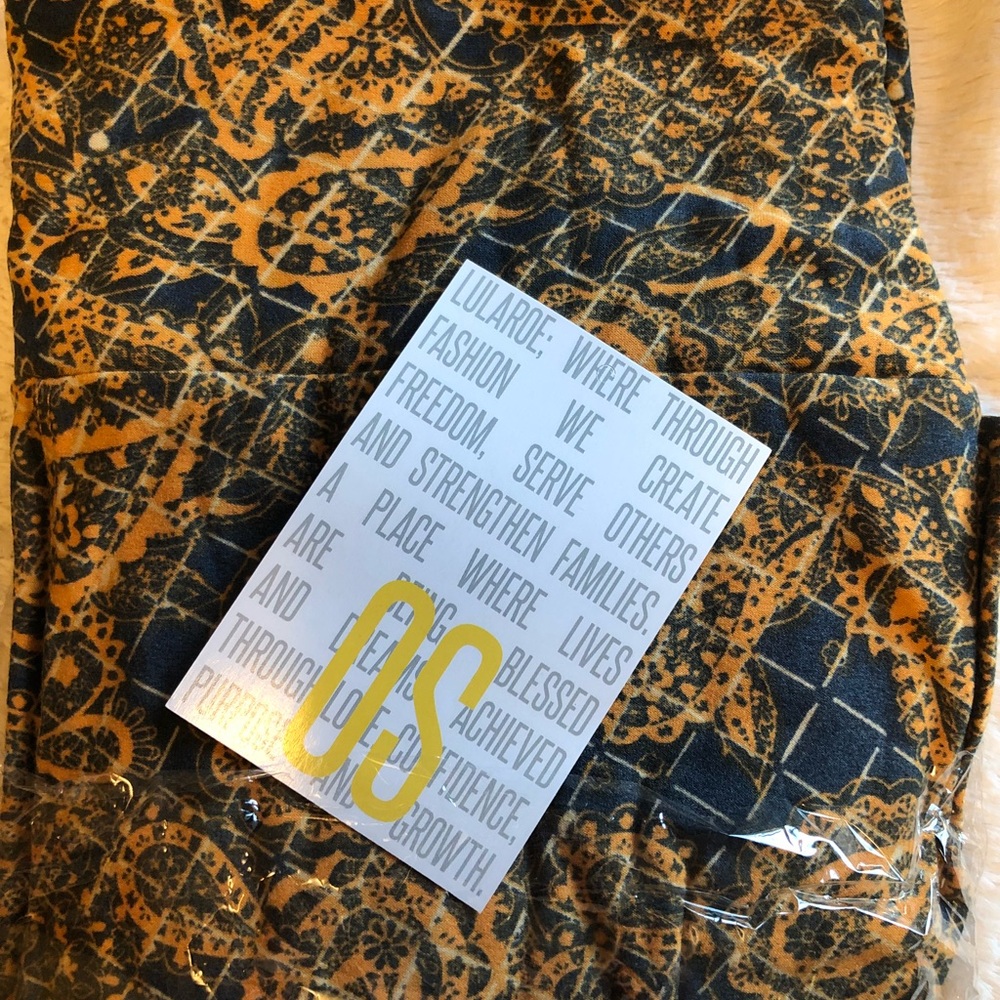 LulaRoe leggings. Never worn